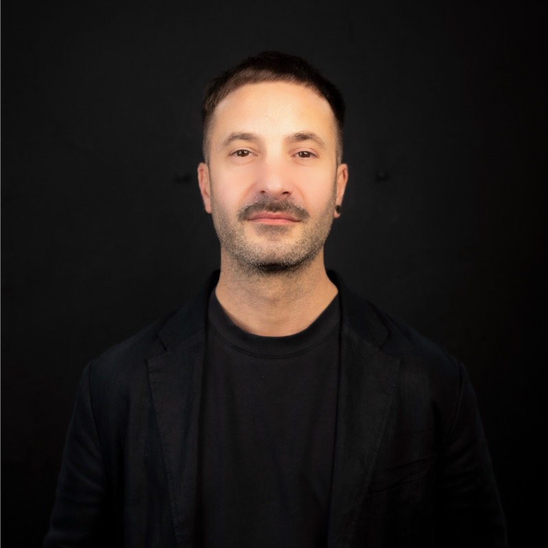 Lucas Olivier Clauzel est le fondateur de NOOS Education